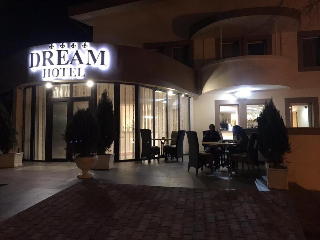Hotel Dream Stara Zagora Buitenkant foto
